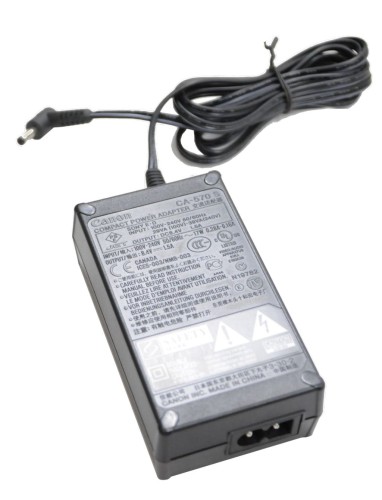 Canon 8.4V 1.5A CA-570 S 1.jpg