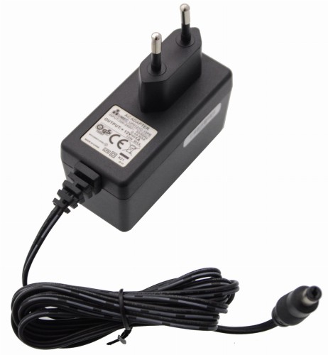 Umec 12V 1A UP0121C-12PE 1.jpg