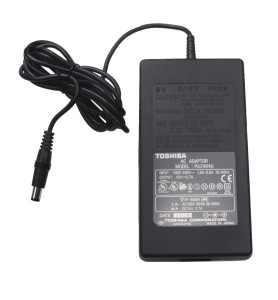 Toshiba 15V 2.7A