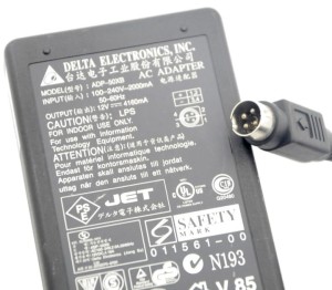 Delta Electronics 12V 4.16A 4-PIN
