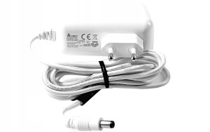 Umec 15V 2A