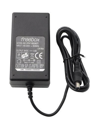 freebox 9v 3.6a sta7-090360ti 3.JPG