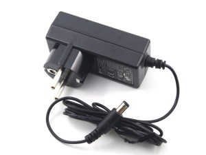 LG  19V 1.3A